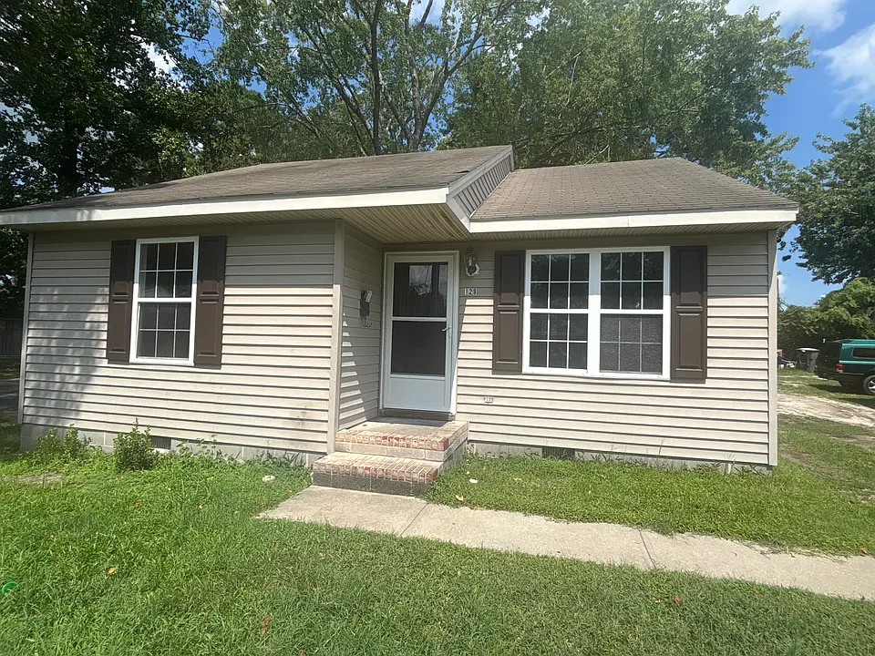 129 Clay St