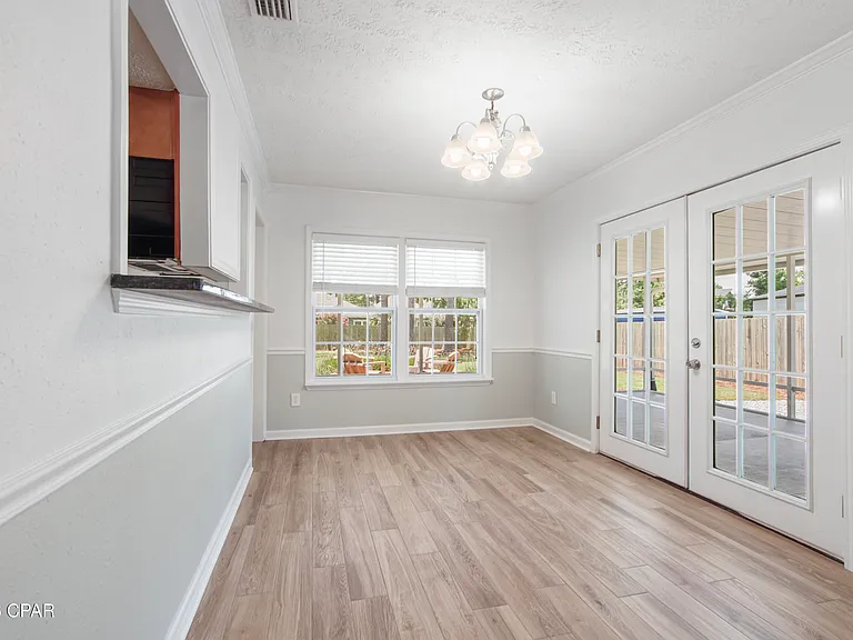 115 Circle Dr — Photo 9