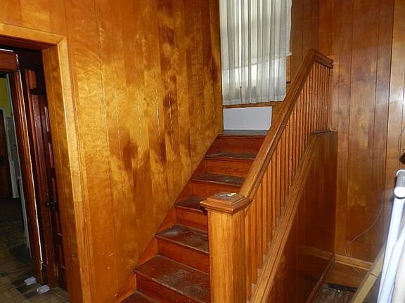 4th image of 719 Sandusky Ave