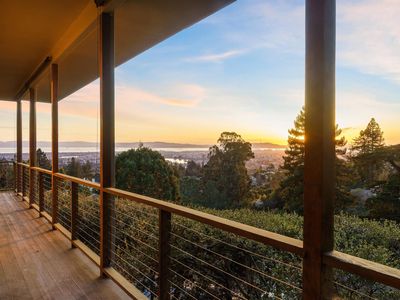 43 Wood Ct, Oakland, CA, 94611
