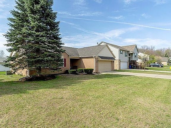 2nd image of 38491 Meghan Ln