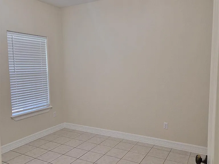 218 Majestic Oak Cir — Photo 9