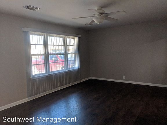 4th image of 1413 N Ricketts St