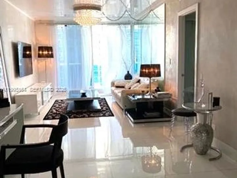 2301 Collins Ave #1507 — Photo 14