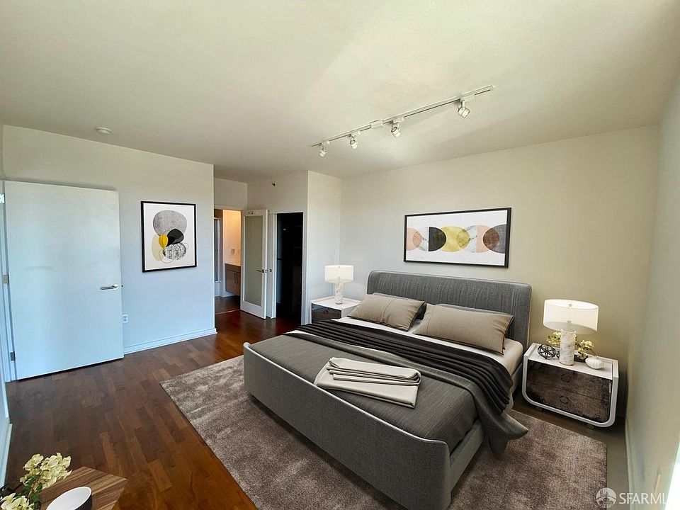 1st image of 555 4th St Unit 913