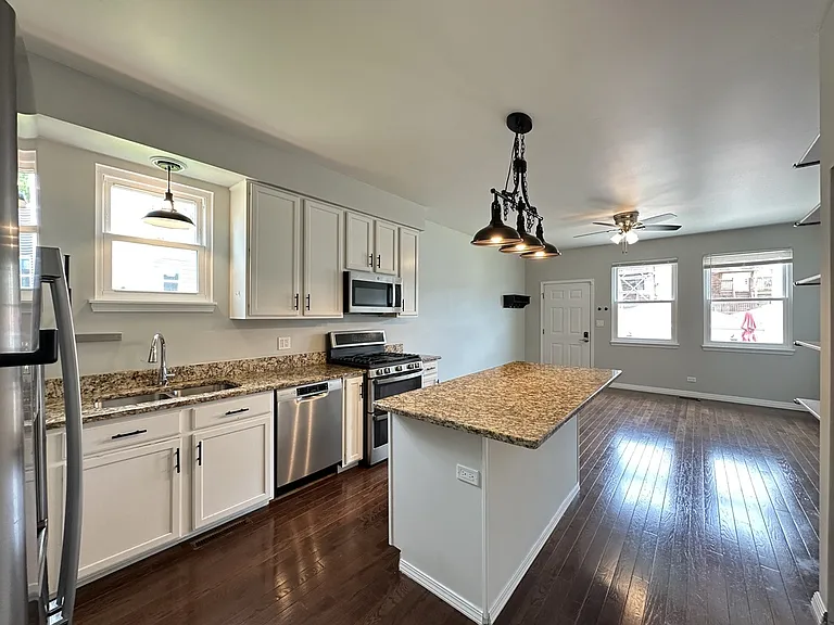 3629 S Indiana Ave #6B — Photo 5