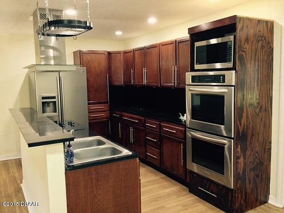 3rd image of 3326 Willow Oak Dr