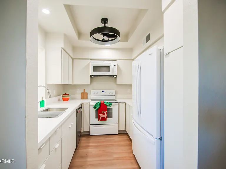 5640 E Bell Rd #1010 — Photo 13
