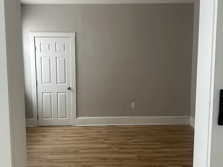 72 Main St #2 — Photo 2