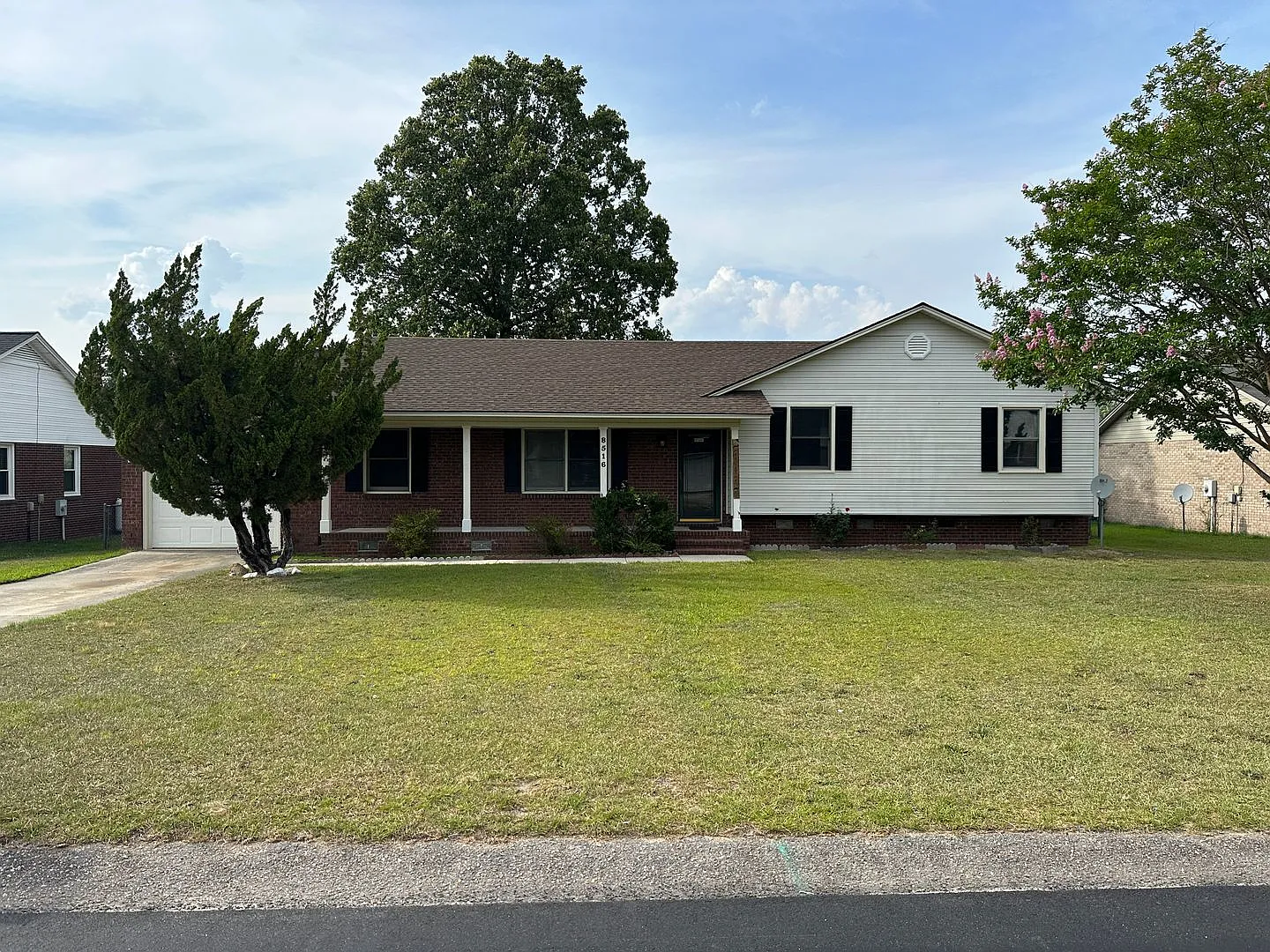 8516 Amish Drive — Photo 2
