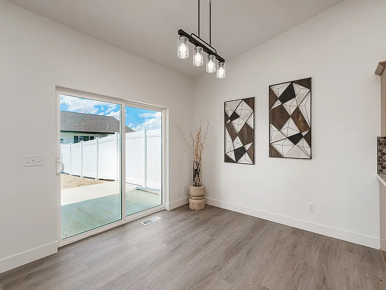 5915 Little River Loop E #1 — Photo 1