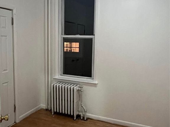 4th image of 313 Sherman Ave #1