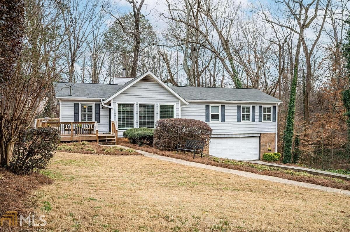 3865 Greenforest Pkwy Smyrna Ga 300 Zillow