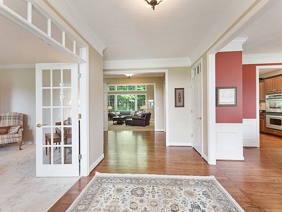 2nd image of 36825 Broadstone Dr