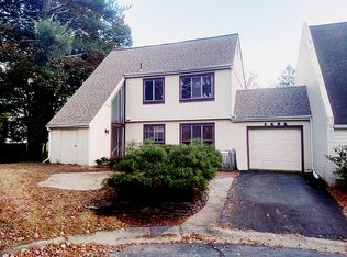 1494 Roundleaf Ct, Reston, VA 20190