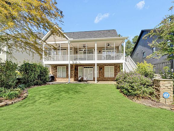 3rd image of 229 Arsenal Dr