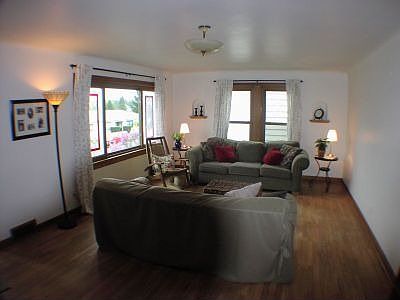 2nd image of 328 Bryan Ave