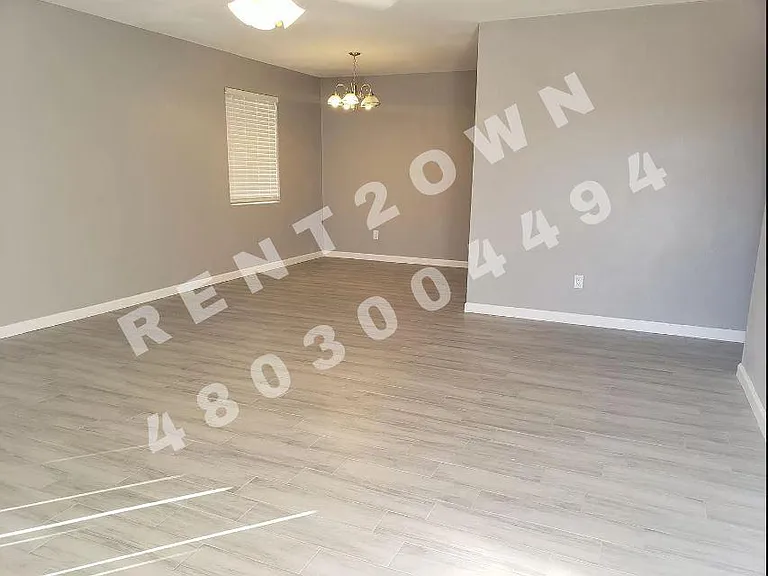 3324 W Krall St — Photo 5