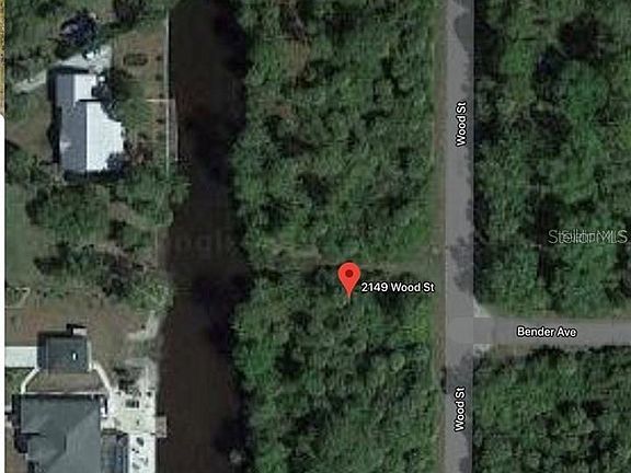 2nd image of 2149 Wood St