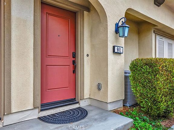 4th image of 901 Sunset Rdg