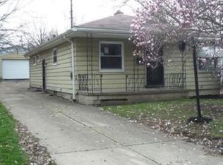 1541 Tyler St, Akron, OH 44307