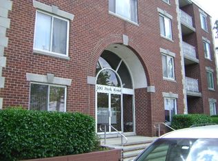 200 Park Rd, Bayonne, NJ 07002