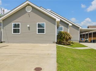 4886 Fran Ln, Barataria, LA 70036