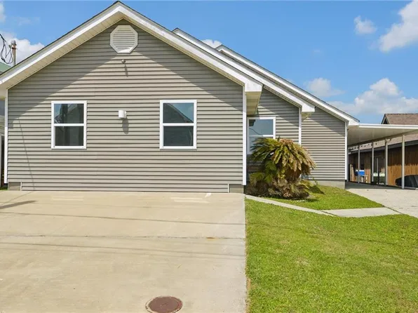 4886 Fran Ln, Barataria, LA 70036