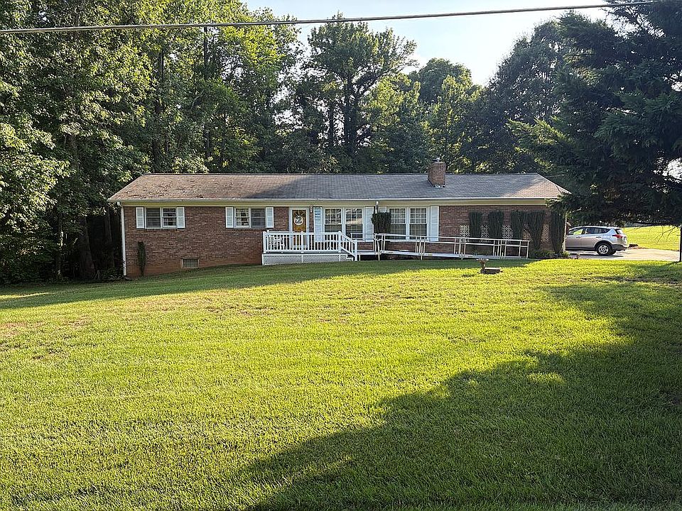 1st image of 3521 Langdale Dr