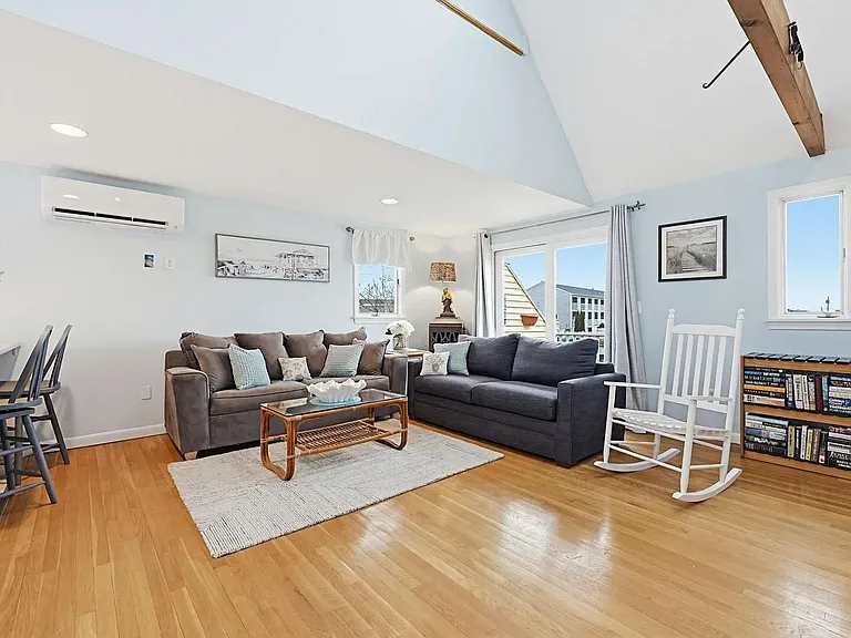 73 Church St #2 — Photo 11