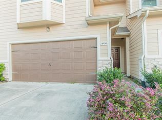 11606 Champions Green Dr, Houston, TX 77066