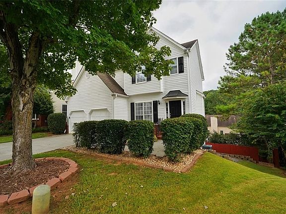 4th image of 2454 Lakebrooke Dr