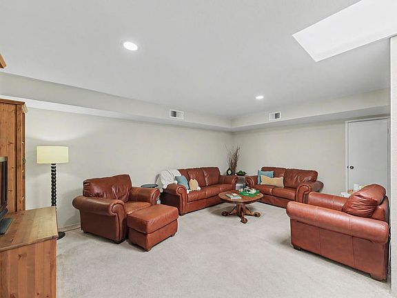 2nd image of 5301 Waverly Dr #178