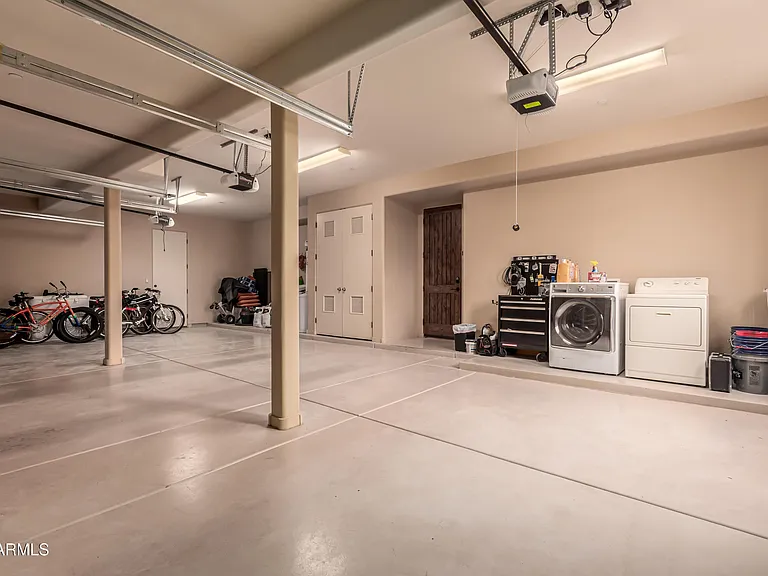 36138 N Summit Dr — Photo 46