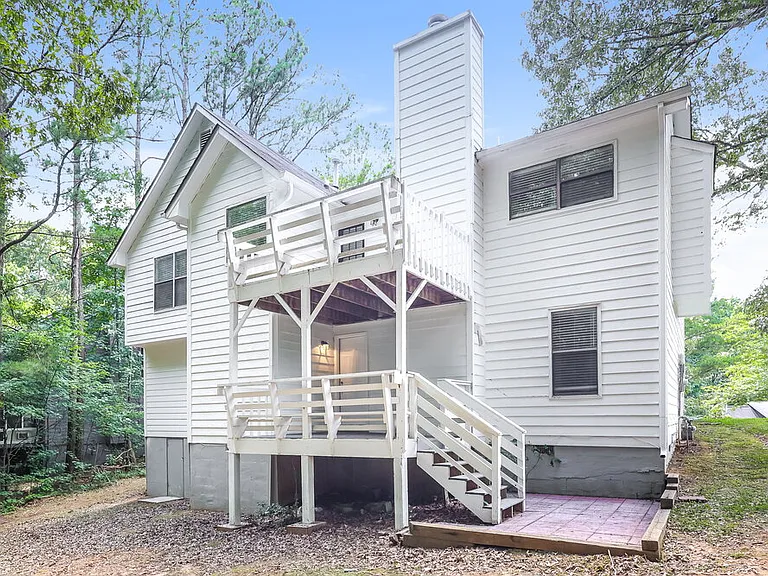 4140 Hawkins Xing — Photo 18