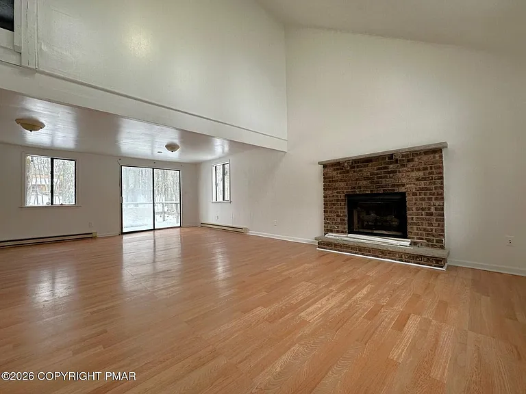 8900 Raccoon Trl — Photo 2