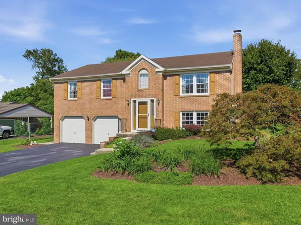 23 Whittier Hts, Hagerstown, MD 21742