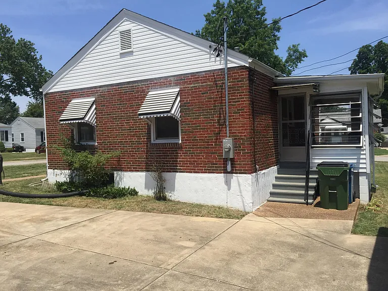 4028 Saint Barbara Ln — Photo 4