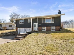 1022 Wier St, Muscatine, IA 52761