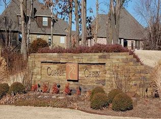 4625 N Rockledge Dr, Fayetteville, AR 72764