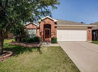 4508 Oakgrove Ln, Sachse, TX 75048