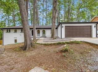 3185 Hammarskjold Dr, East Pt, GA 30344