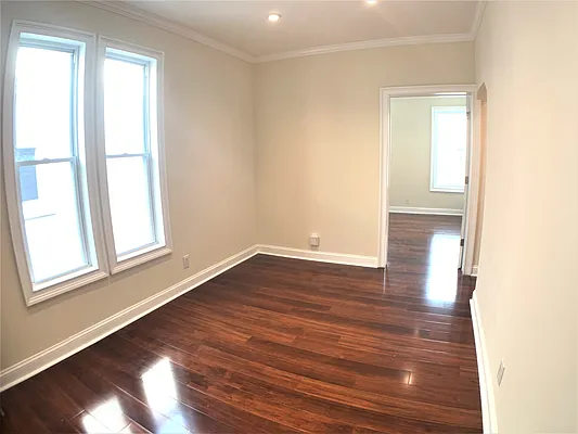 Rented by RealTegrity NY LLC | media 6