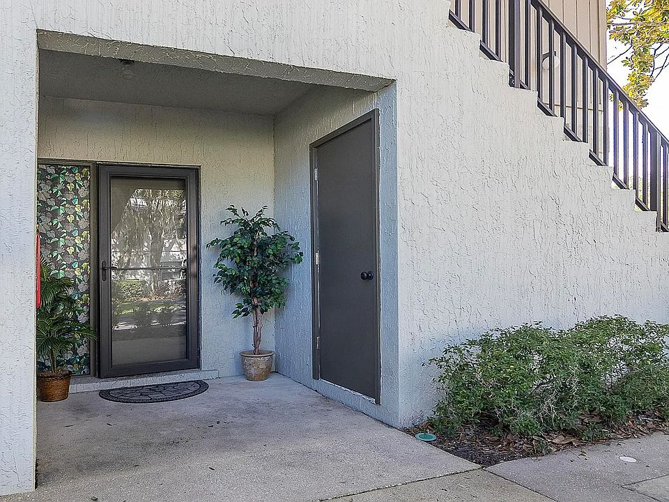 1st image of 1 Talavera Ct