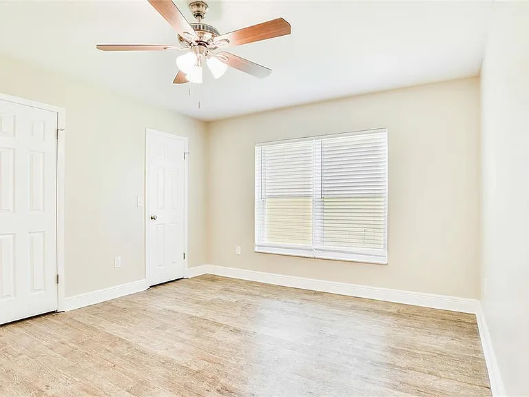 4023 Meandering Ct — Photo 22