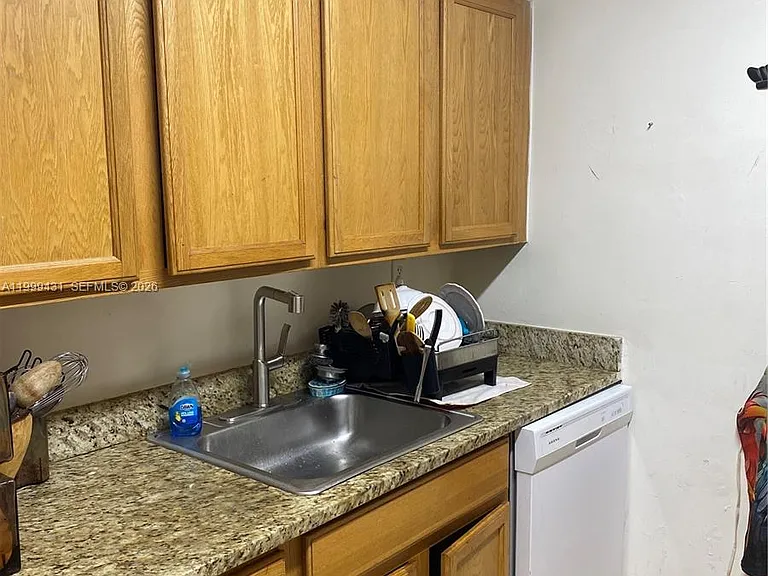 1855 NE 121st St #36 — Photo 6