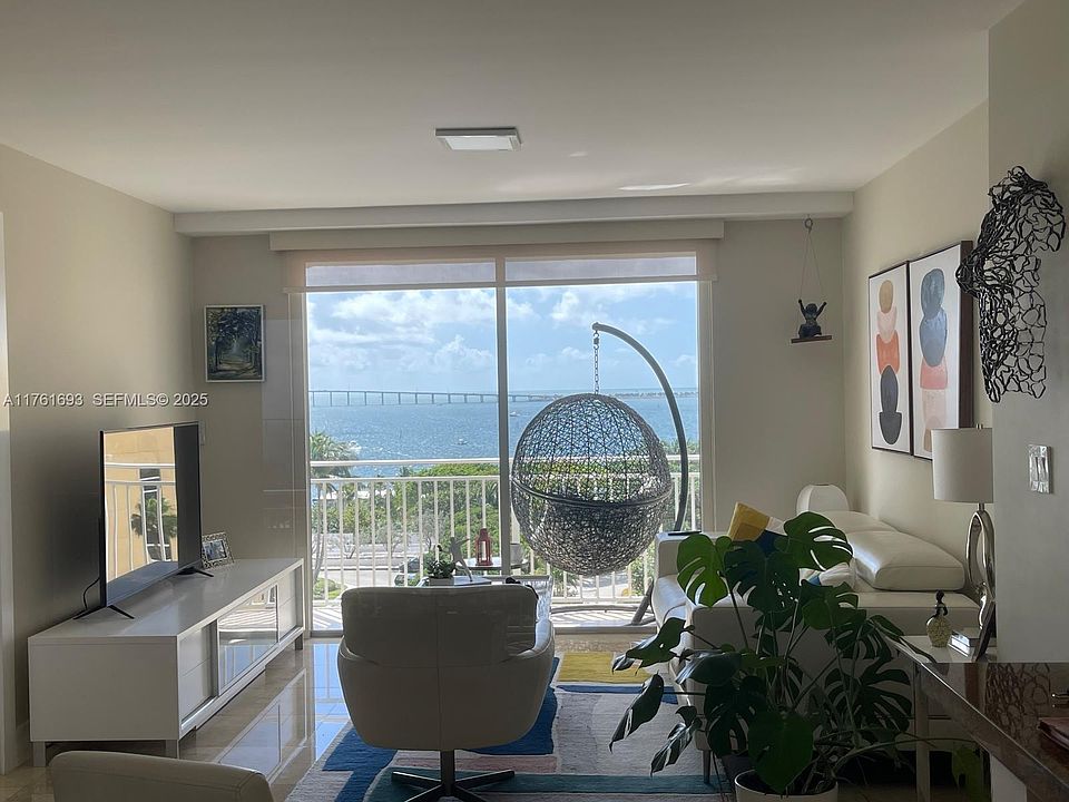1st image of 770 Claughton Island Dr APT 904