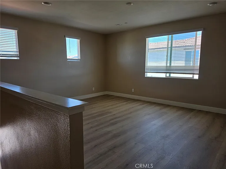 24541 Lancer Pl — Photo 6