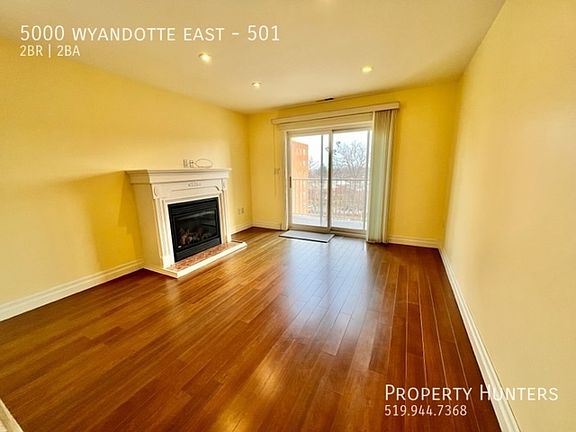 2nd image of 5000 Wyandotte St E #501