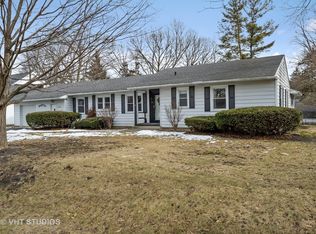 215 Charles St, Geneva, IL 60134